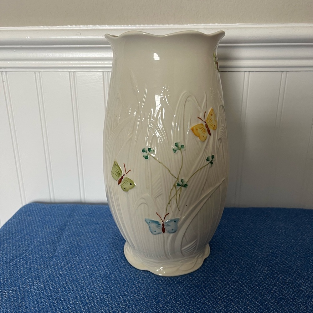 Belleek Millennium 2000 Butterfly Vase